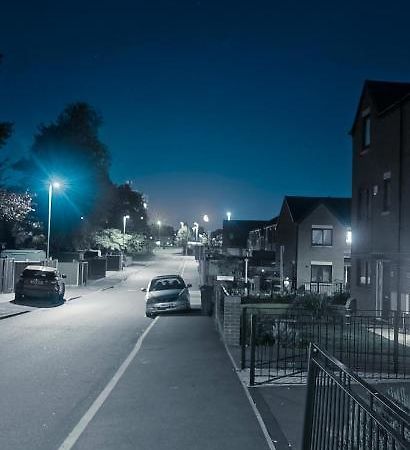Vishisamarth H8: Central Stay with Free Parking & Snacks Manchester Exterior photo