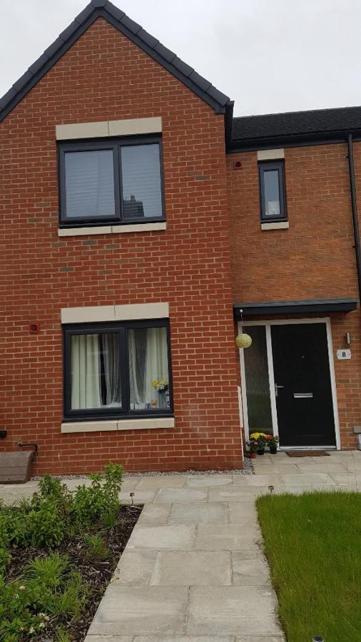 Vishisamarth H8: Central Stay with Free Parking & Snacks Manchester Exterior photo
